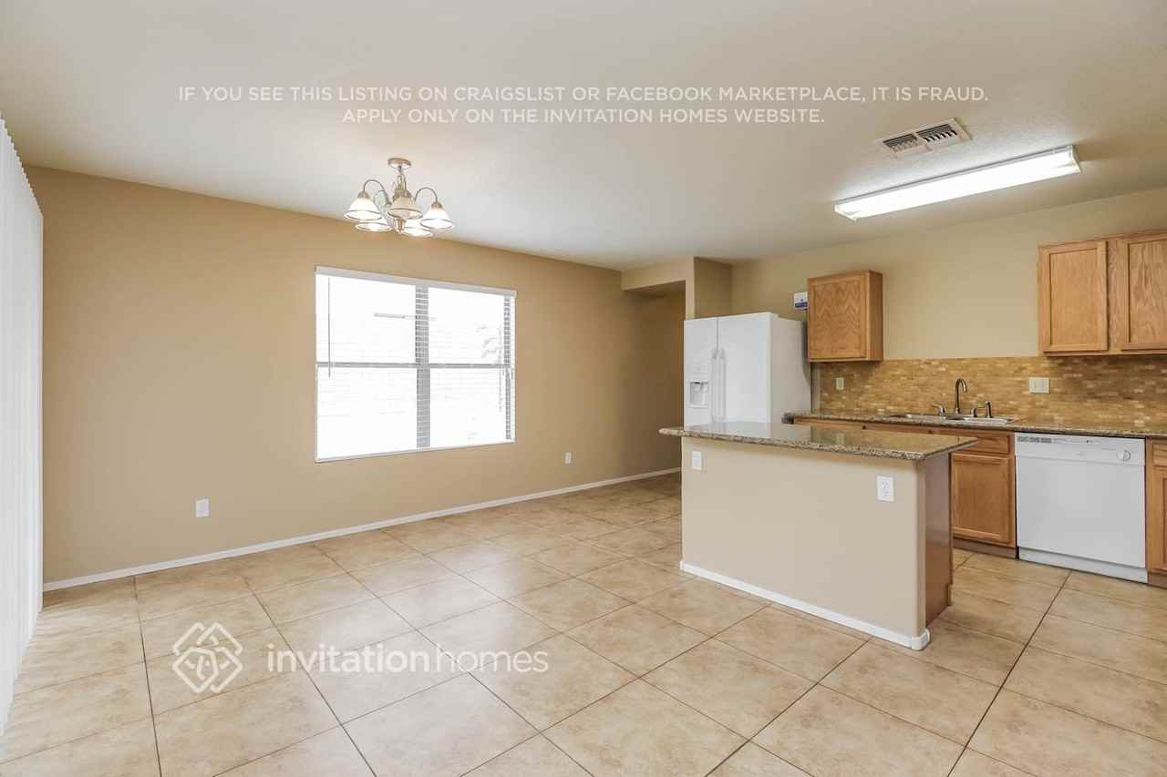 3339 S Chaparral Rd - Photo 6 of 21