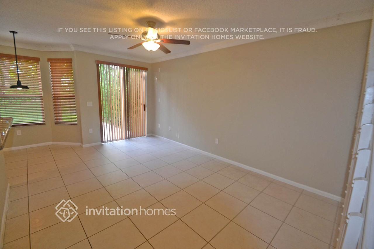 4937 Nw 55th Blvd - Photo 6 of 15