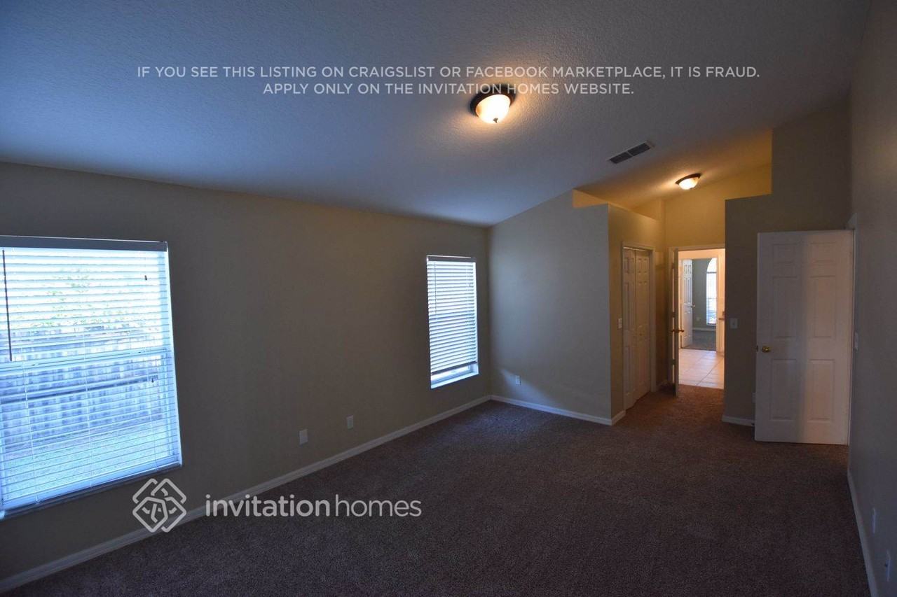 300 Balogh Pl - Photo 4 of 10