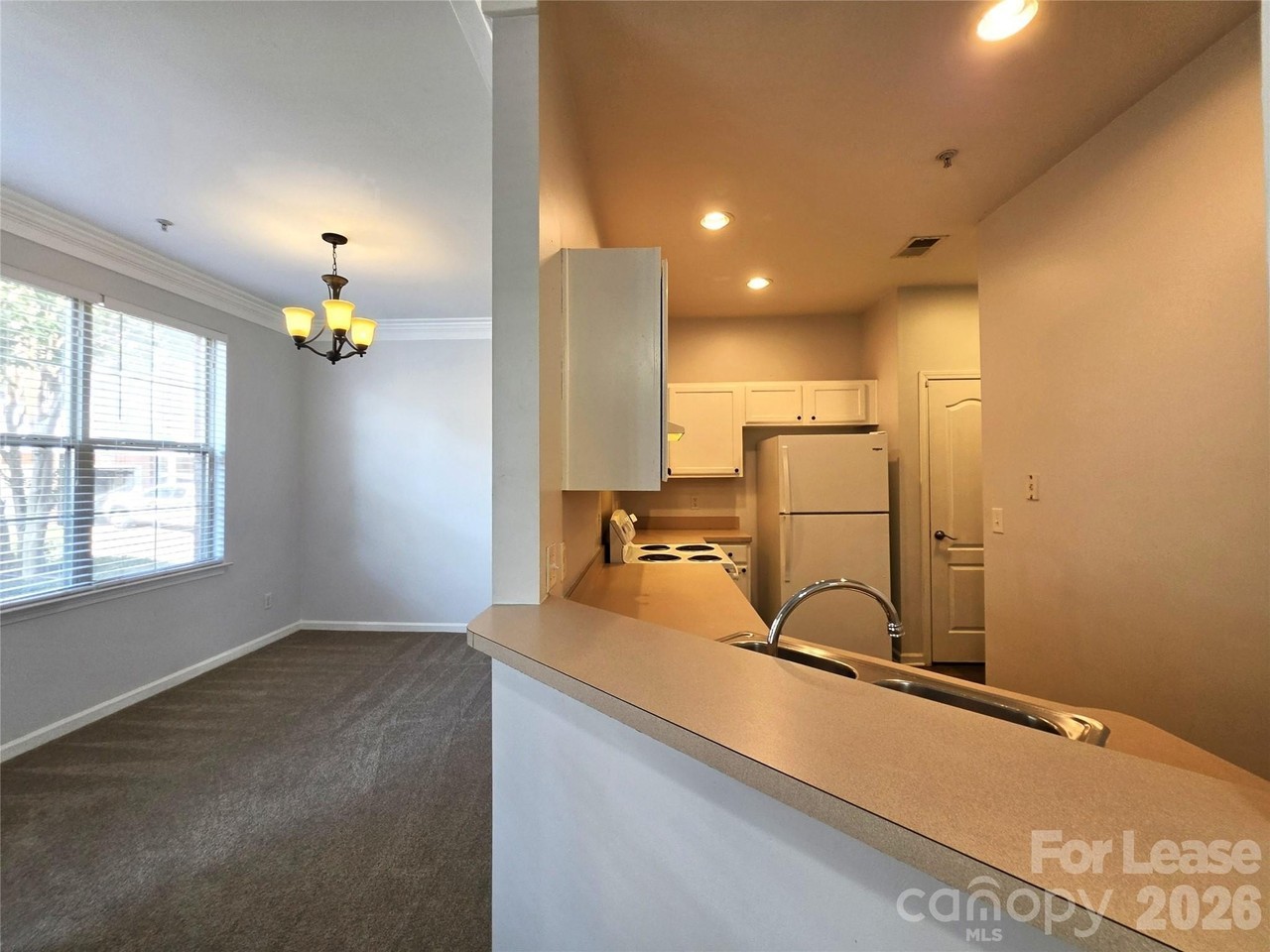 6427 Quarterbridge Ln - Photo 6 of 20