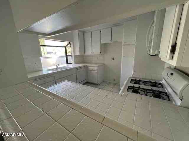 1107 Catlin St #B - Photo 6 of 9