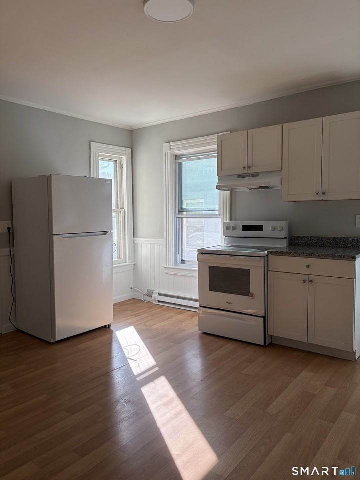 393 Riverside Ave #2 - Photo 4 of 13