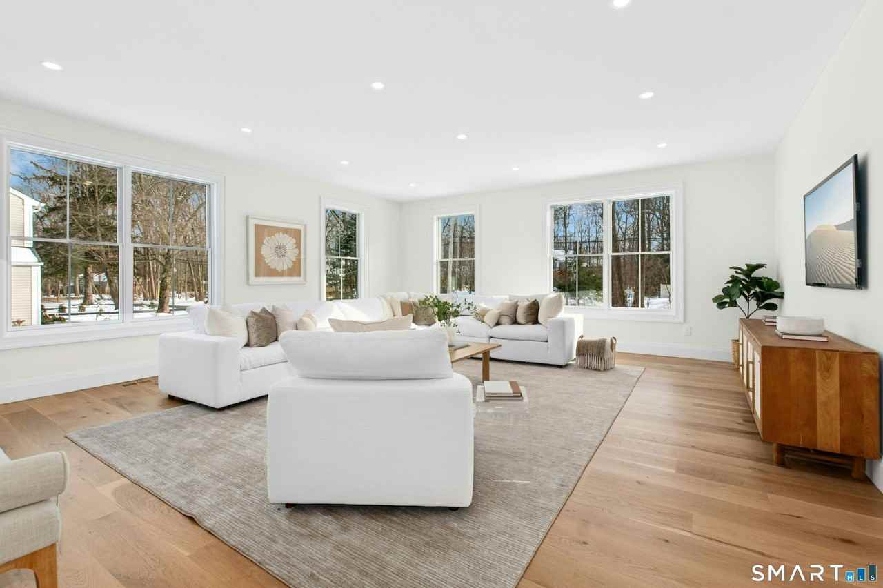 20 Marianne Rd - Photo 7 of 40