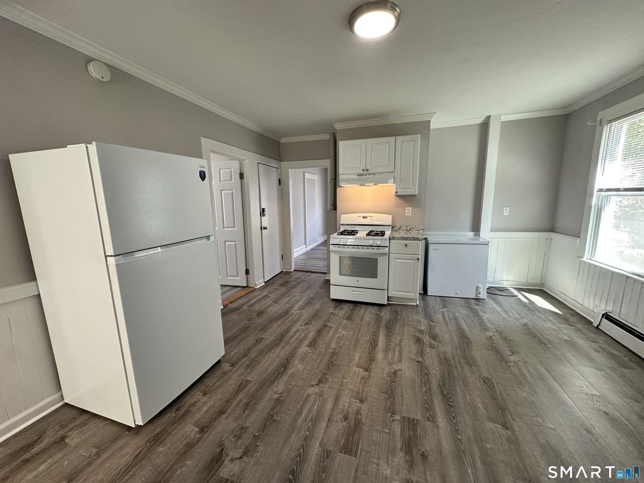 30 Jefferson Ave #1 - Photo 2 of 16