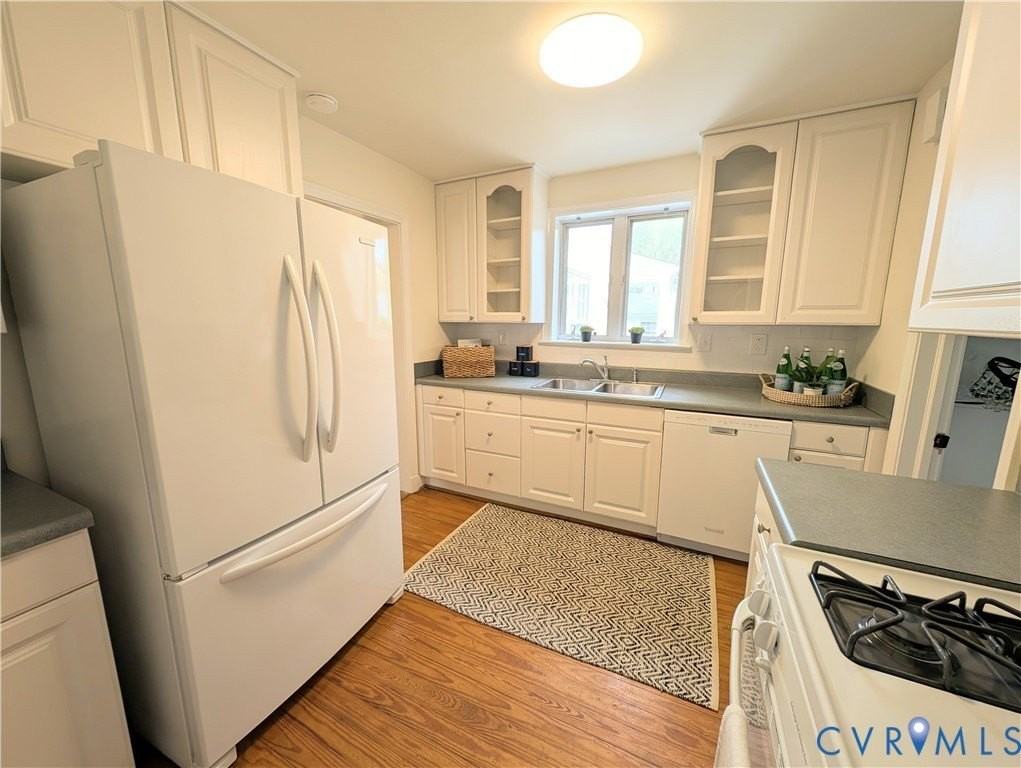 4708 Bromley Ln - Photo 7 of 11