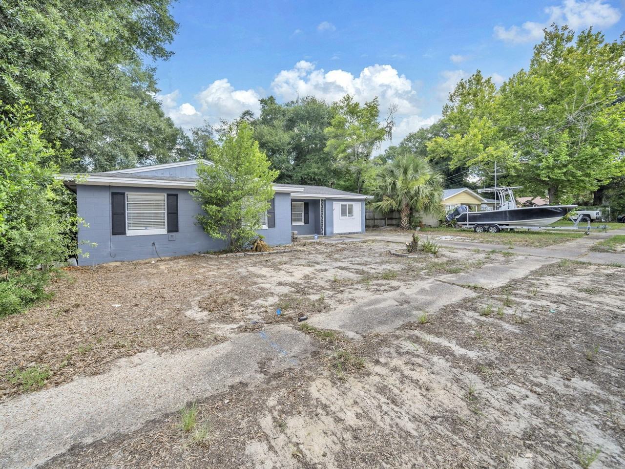 627 Ferretti Ave - Photo 2 of 34