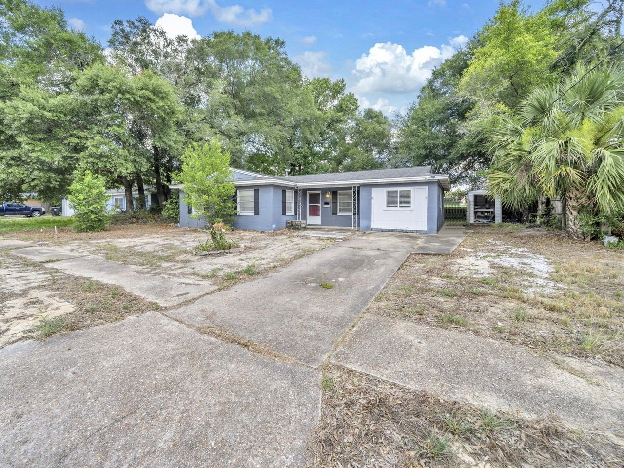 627 Ferretti Ave - Photo 3 of 34