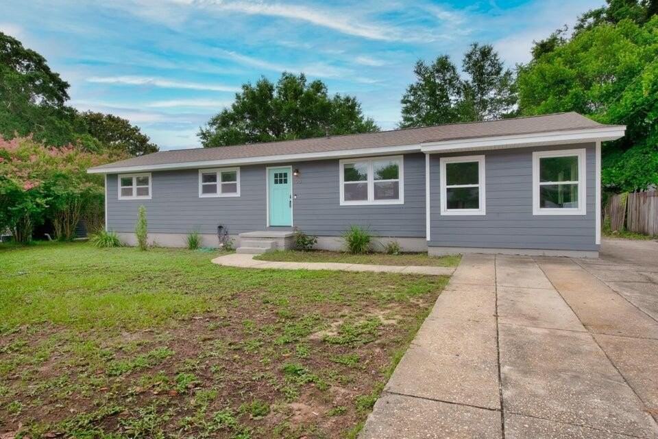 108 Moriarty St Nw - Photo 2 of 28