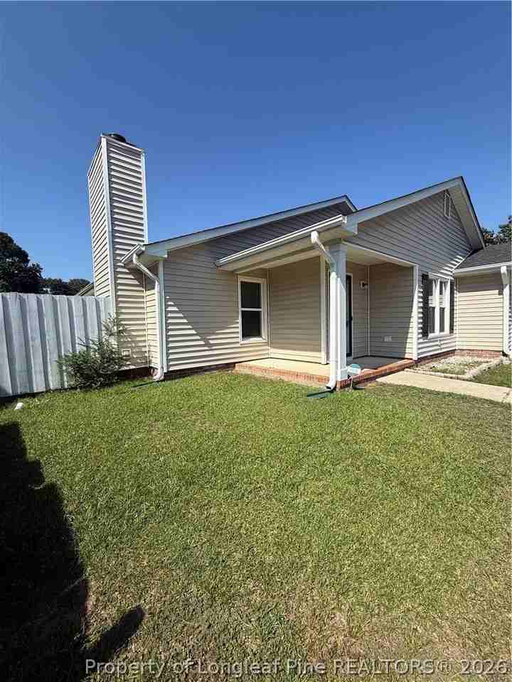 2212 Mossy Cup Ln - Photo 2 of 30