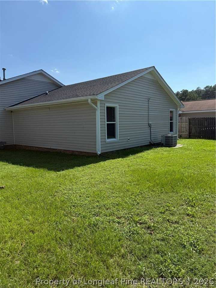 2212 Mossy Cup Ln - Photo 7 of 30