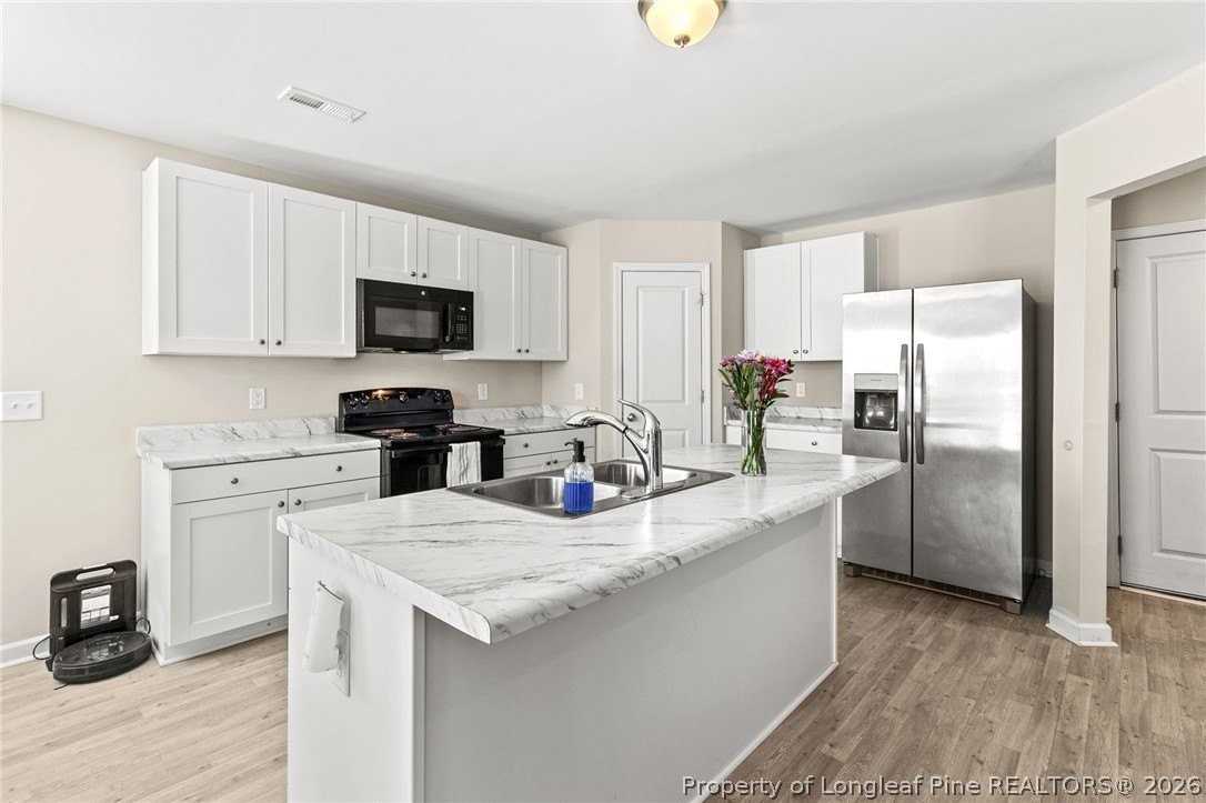 42 Terrier Ct - Photo 7 of 32