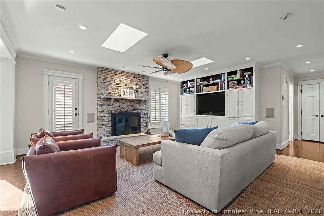 1906 Partridge Dr - Photo 6 of 31