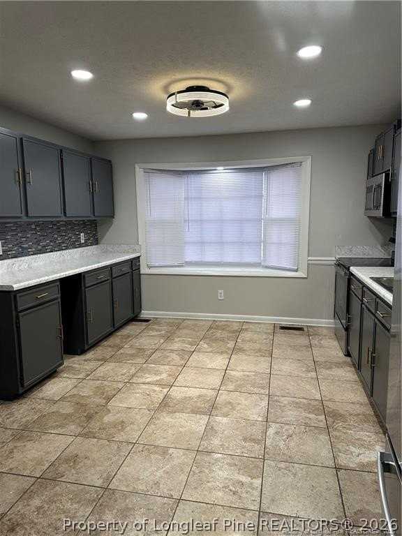 7670 Beverly Dr - Photo 6 of 16