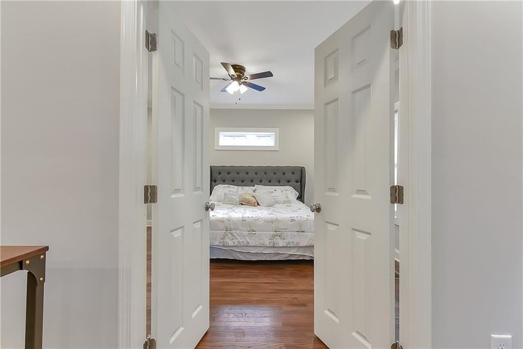 1378 Lakewood Ave Se - Photo 7 of 19