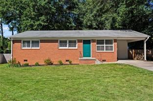 2560 Walton Way Sw - Photo 1 of 1