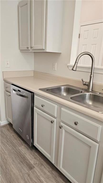 3060 Kentmere Dr - Photo 6 of 23