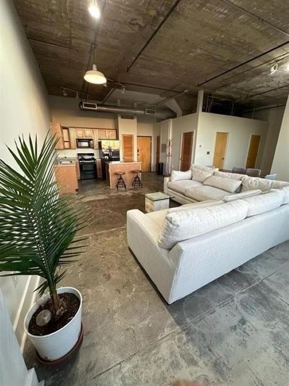 505 Whitehall St Sw #205 - Photo 4 of 12