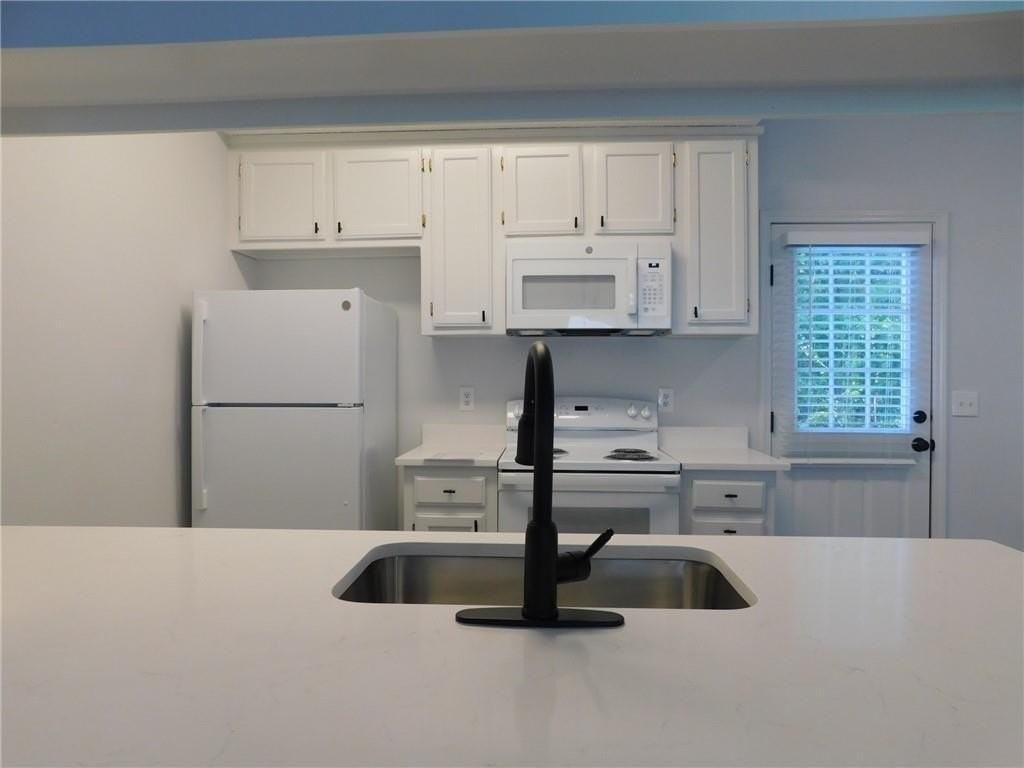 58A Brentwood Ln - Photo 4 of 17