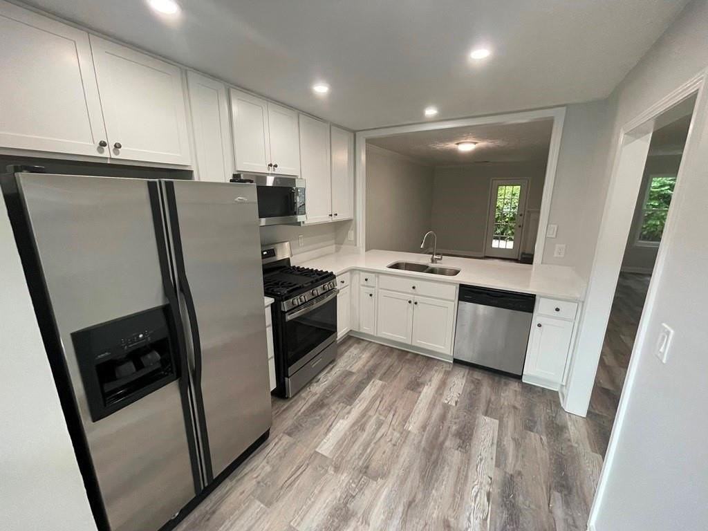 2260 Newport Lndg - Photo 3 of 25