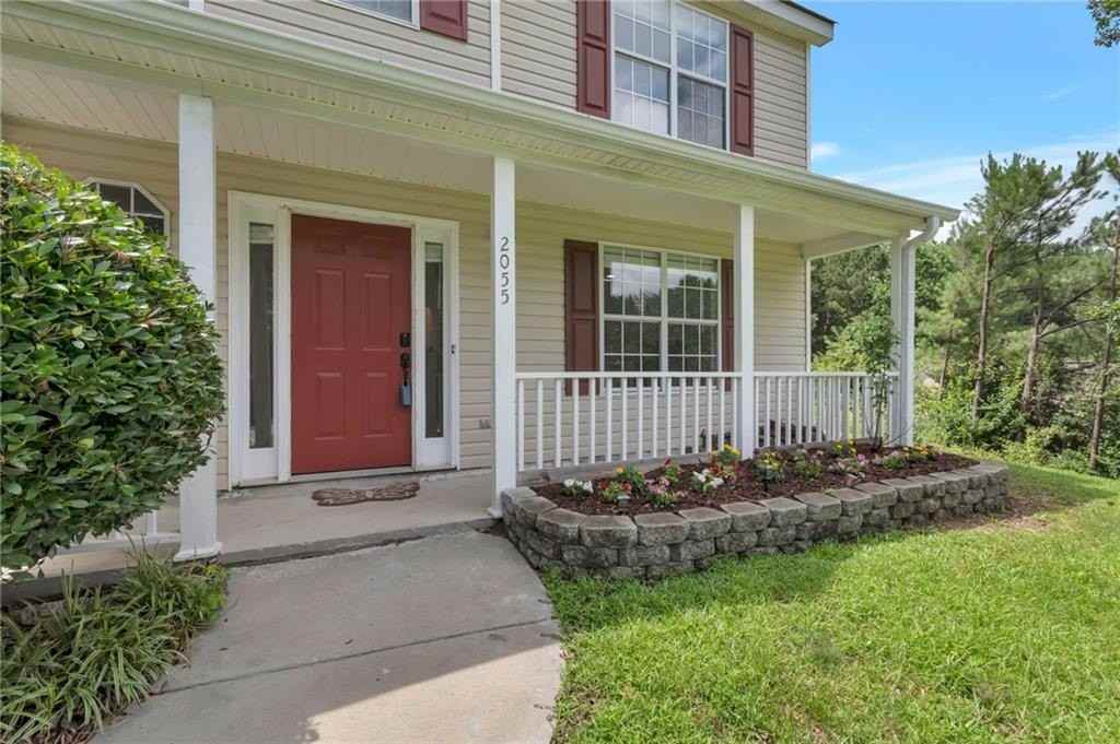 2055 Amberly Glen Way - Photo 2 of 25