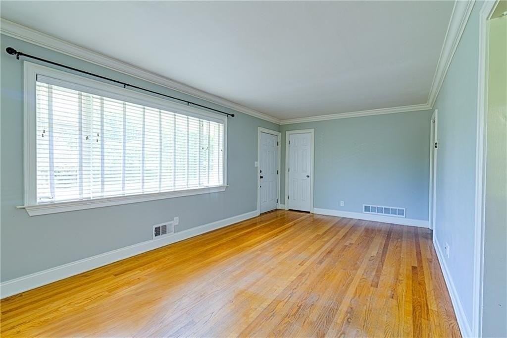 3666 Wisteria Ln Se - Photo 5 of 28