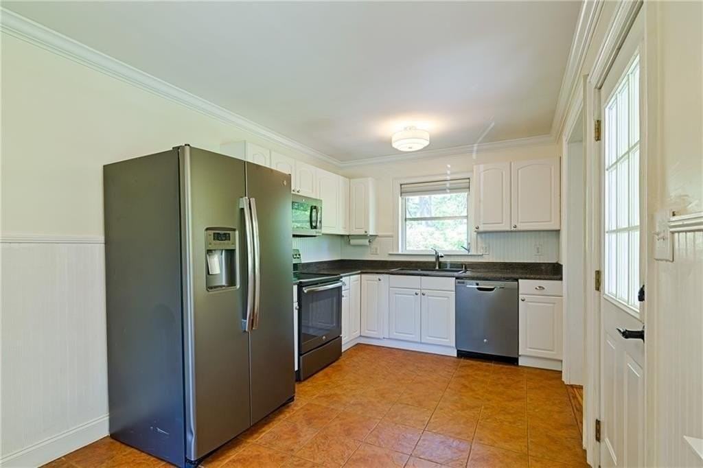 3666 Wisteria Ln Se - Photo 7 of 28
