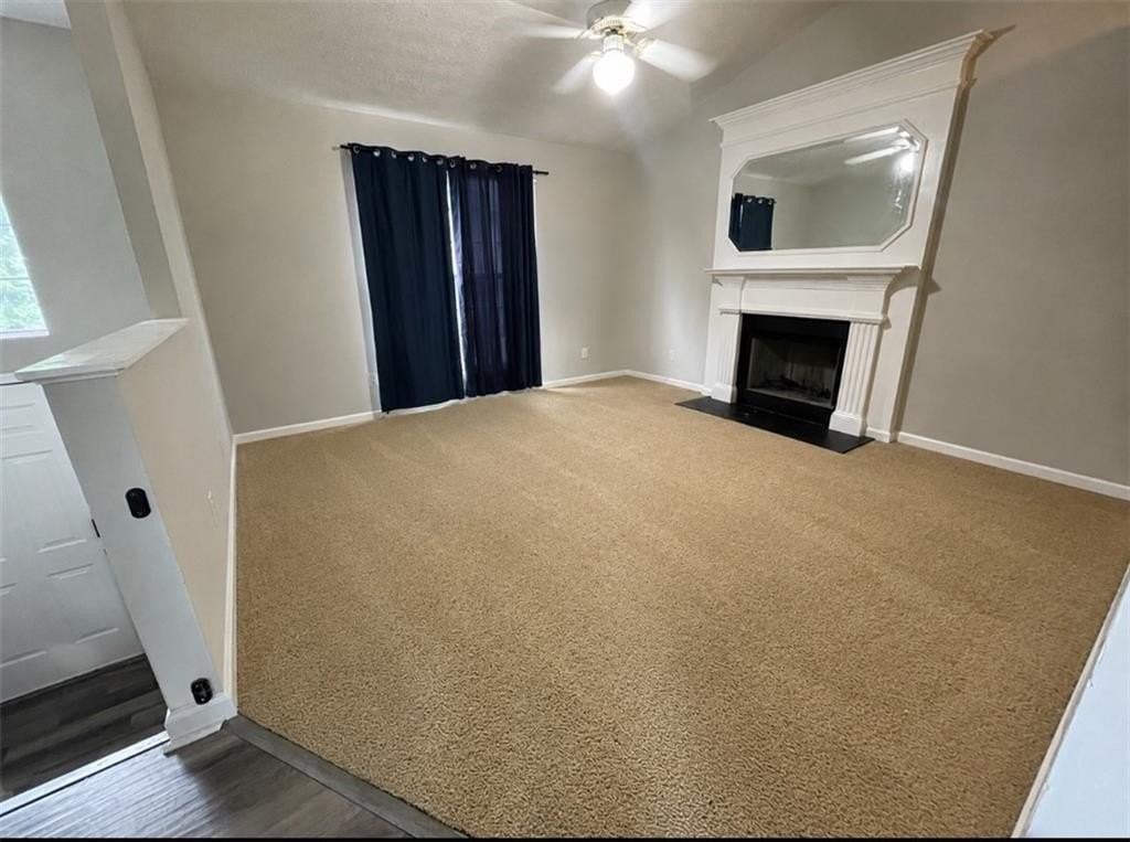 828 Tradd Ct - Photo 3 of 3
