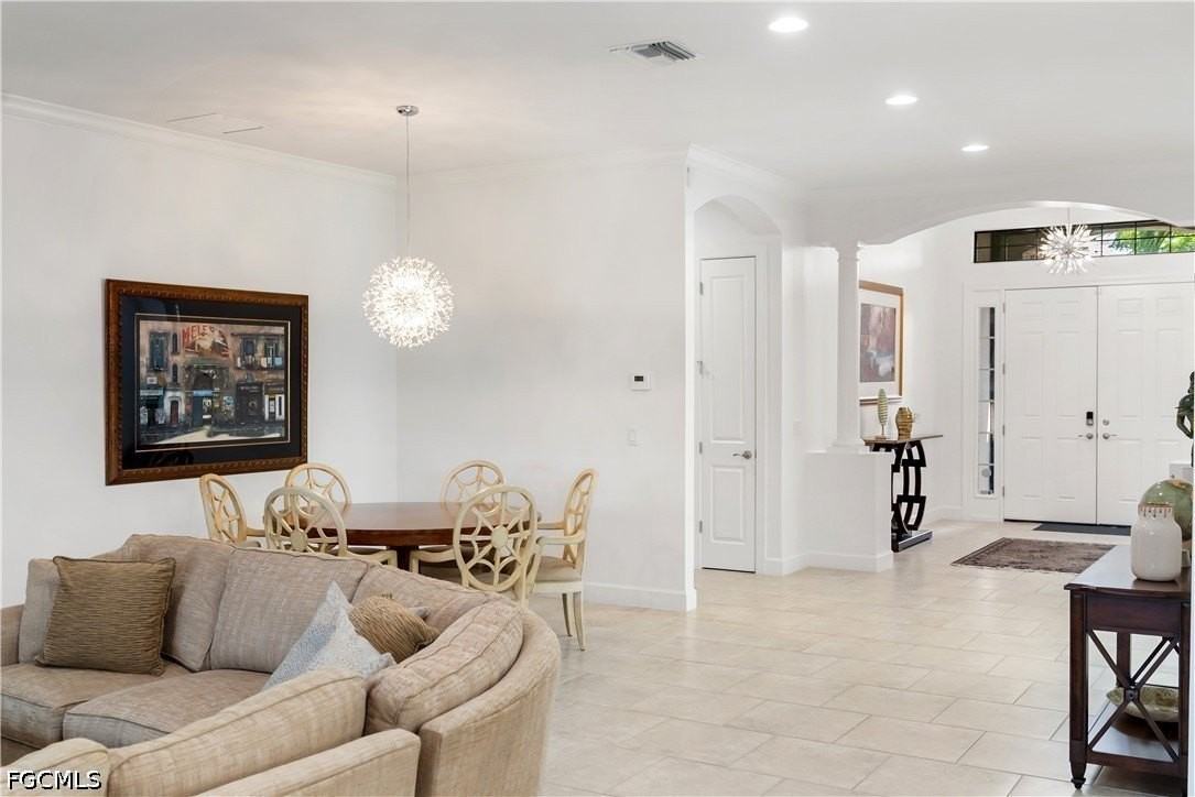 9235 Rialto Ln - Photo 6 of 47