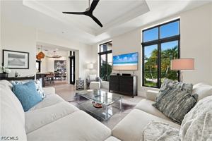 featured image of 692 10th Ave S #A2
