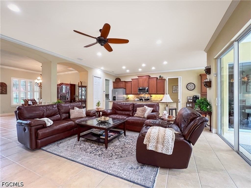 3290 Shady Bend Way - Photo 2 of 18