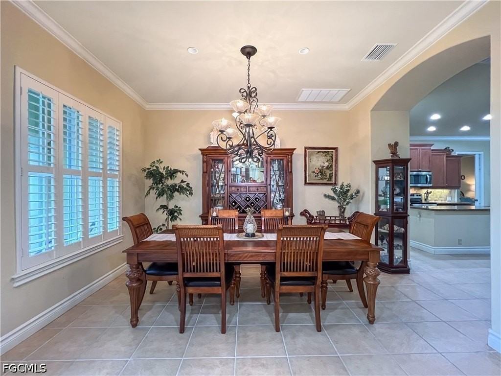 3290 Shady Bend Way - Photo 4 of 18