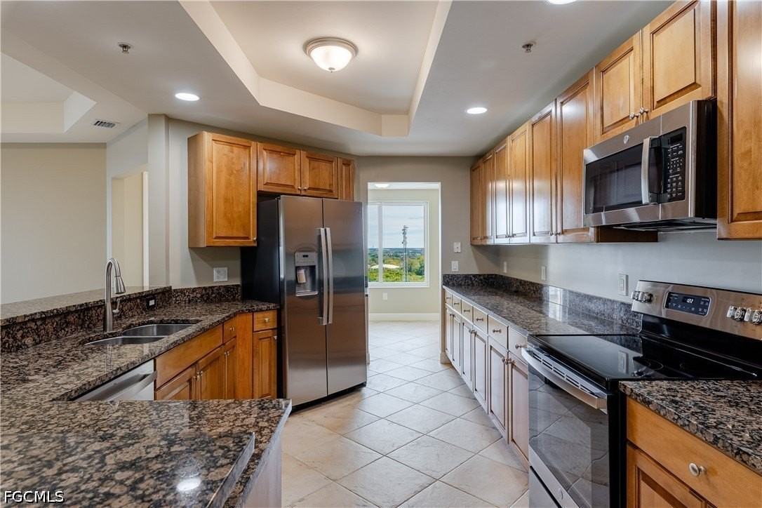 2745 1st St #1406 - Photo 4 of 31