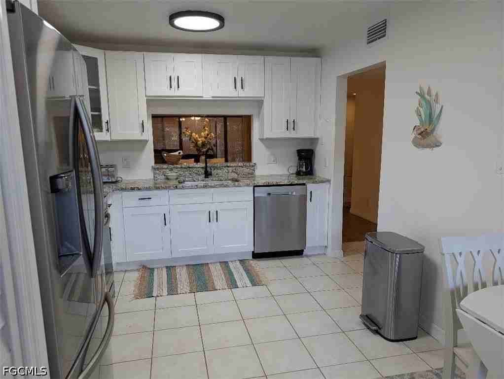 15493 Admiralty Cir #5 - Photo 6 of 30