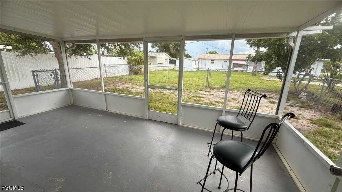 1103 Wesley St W - Photo 7 of 7