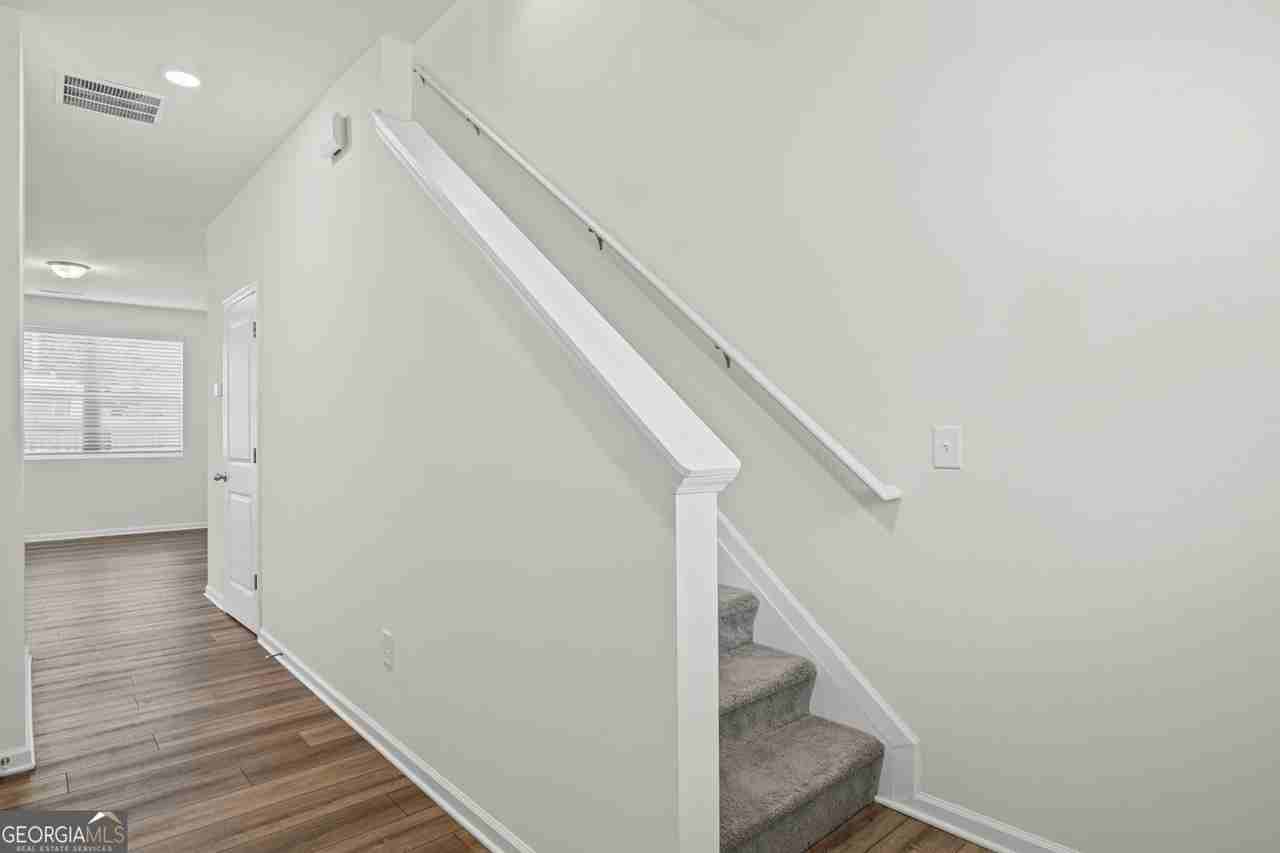 423 Union Station St - Photo 2 of 29