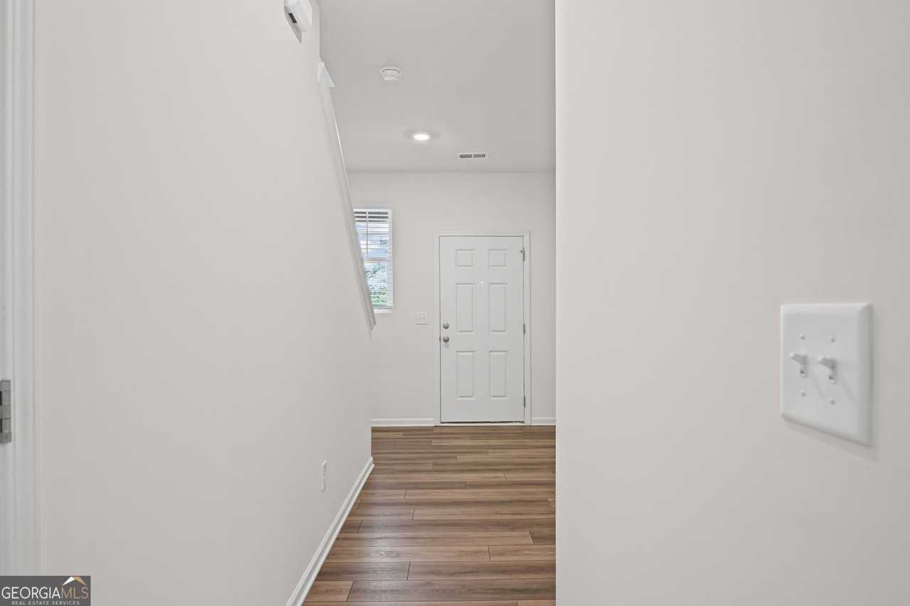 423 Union Station St - Photo 3 of 29