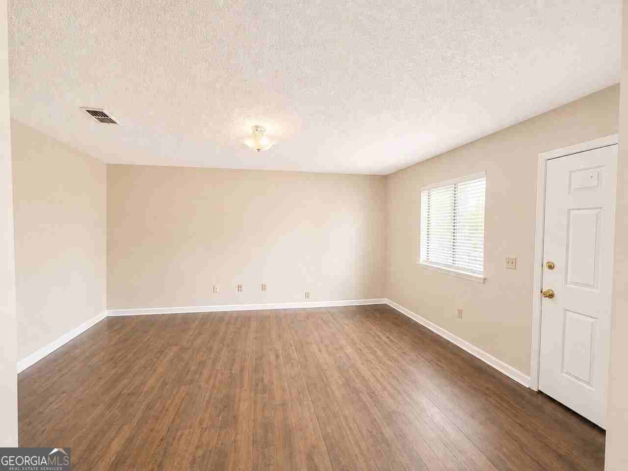 109 Sea Parc St #B - Photo 7 of 21
