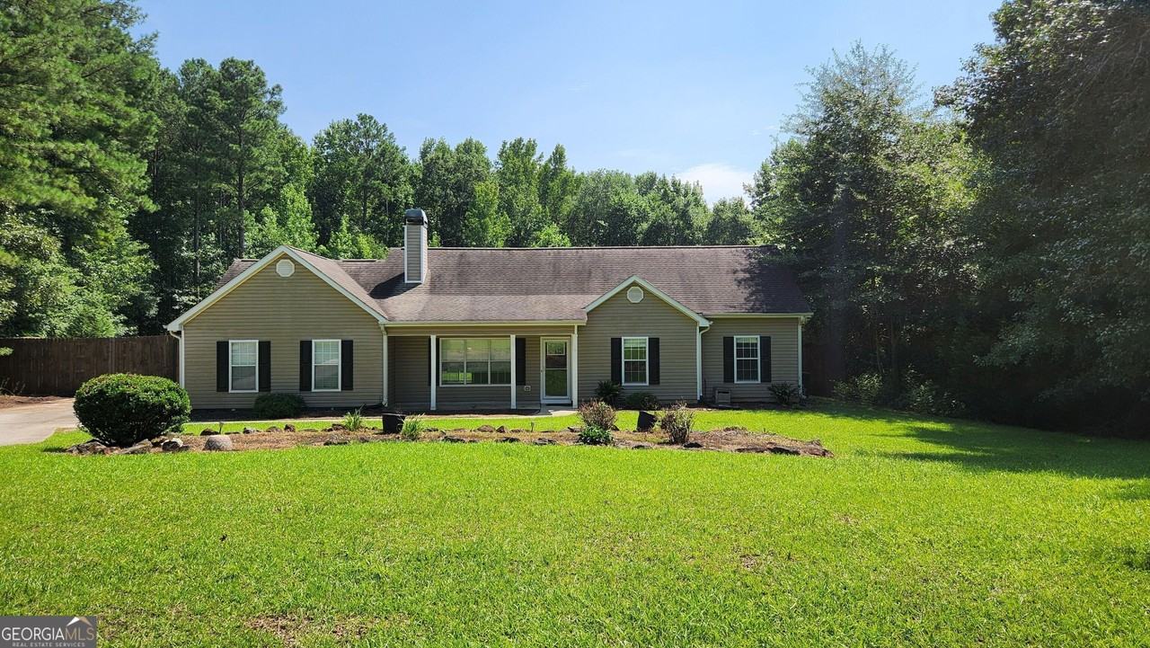 135 Riverside Ct - Photo 3 of 37