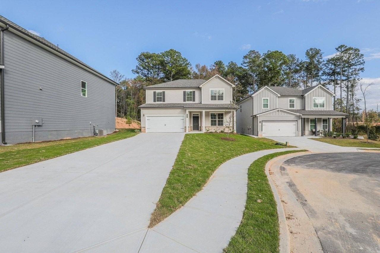 131 Vivian Ln - Photo 2 of 50