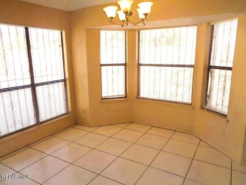 8520 Saratoga Dr - Photo 5 of 22