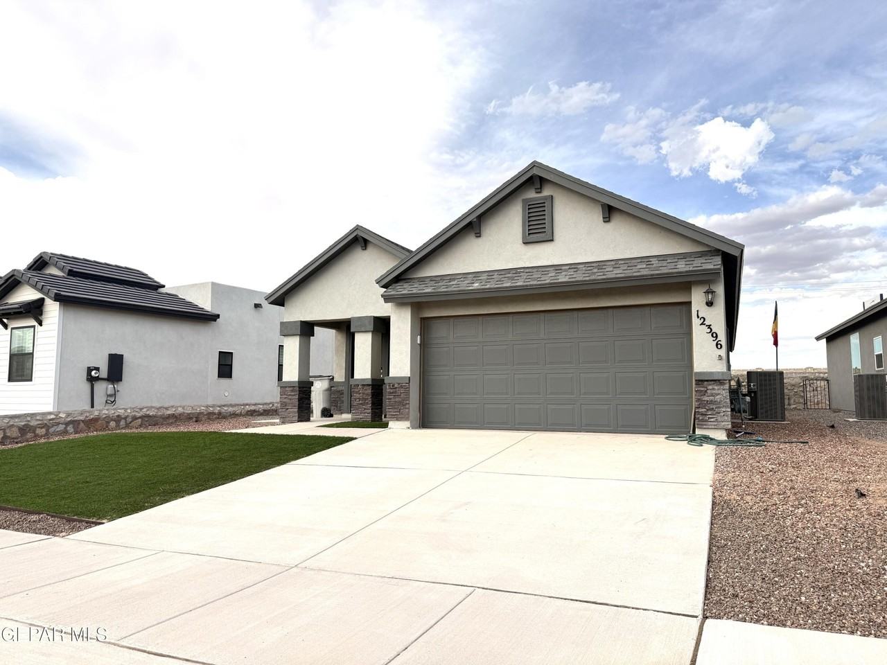 12396 Polo Norte Dr - Photo 2 of 32