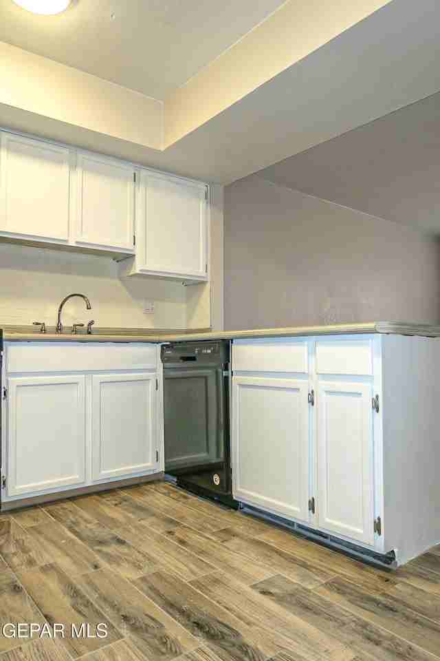 5198 Viceroy Dr #D - Photo 7 of 19