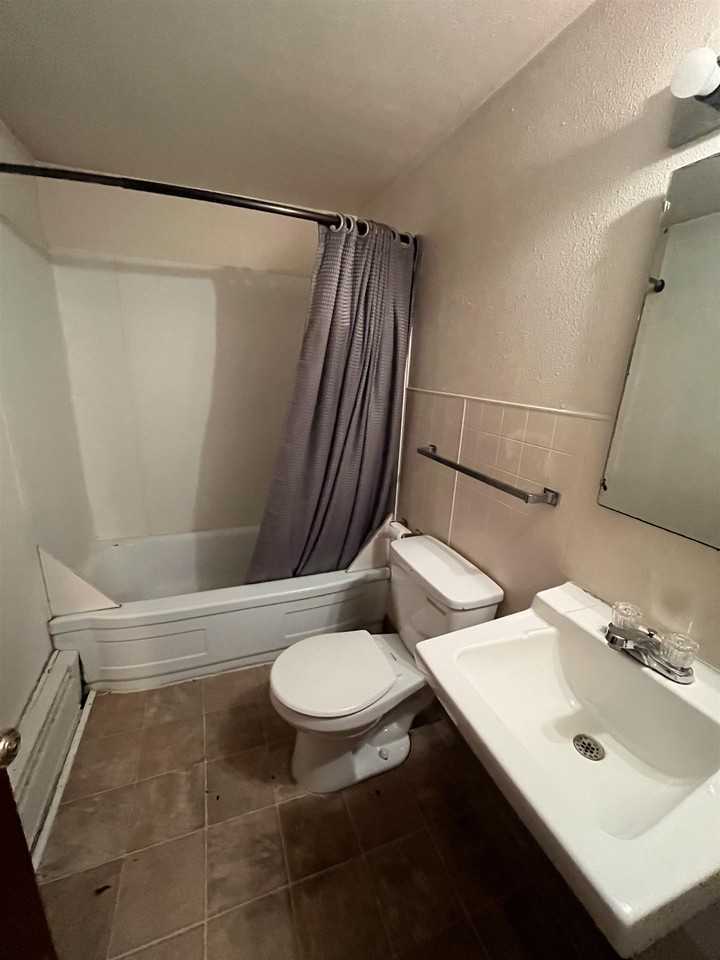 1901 Mary Ann St #8 - Photo 6 of 6
