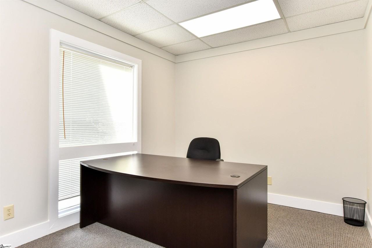 552 Memorial Drive Ext - Photo 4 of 5
