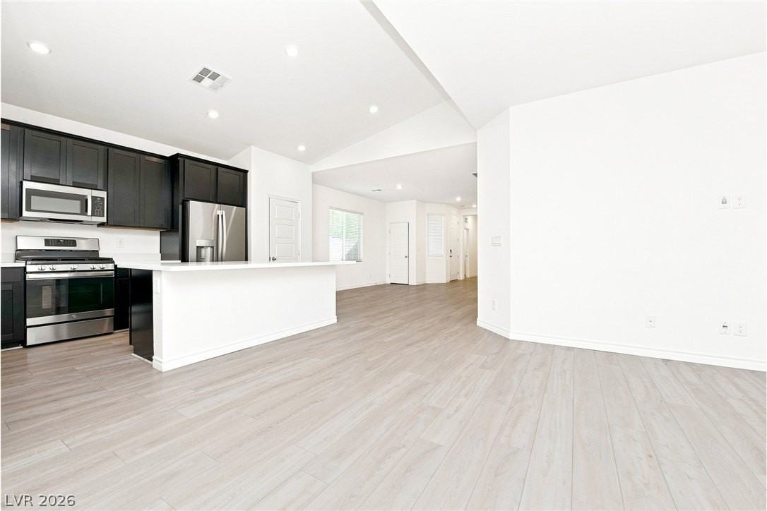 7063 Sayonara Vista St - Photo 4 of 20