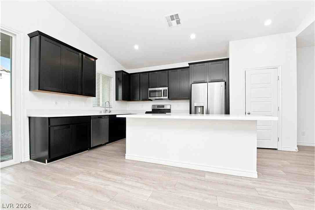 7063 Sayonara Vista St - Photo 5 of 20