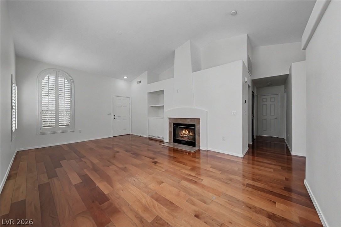 1833 Stablegate Ave #1 - Photo 5 of 31