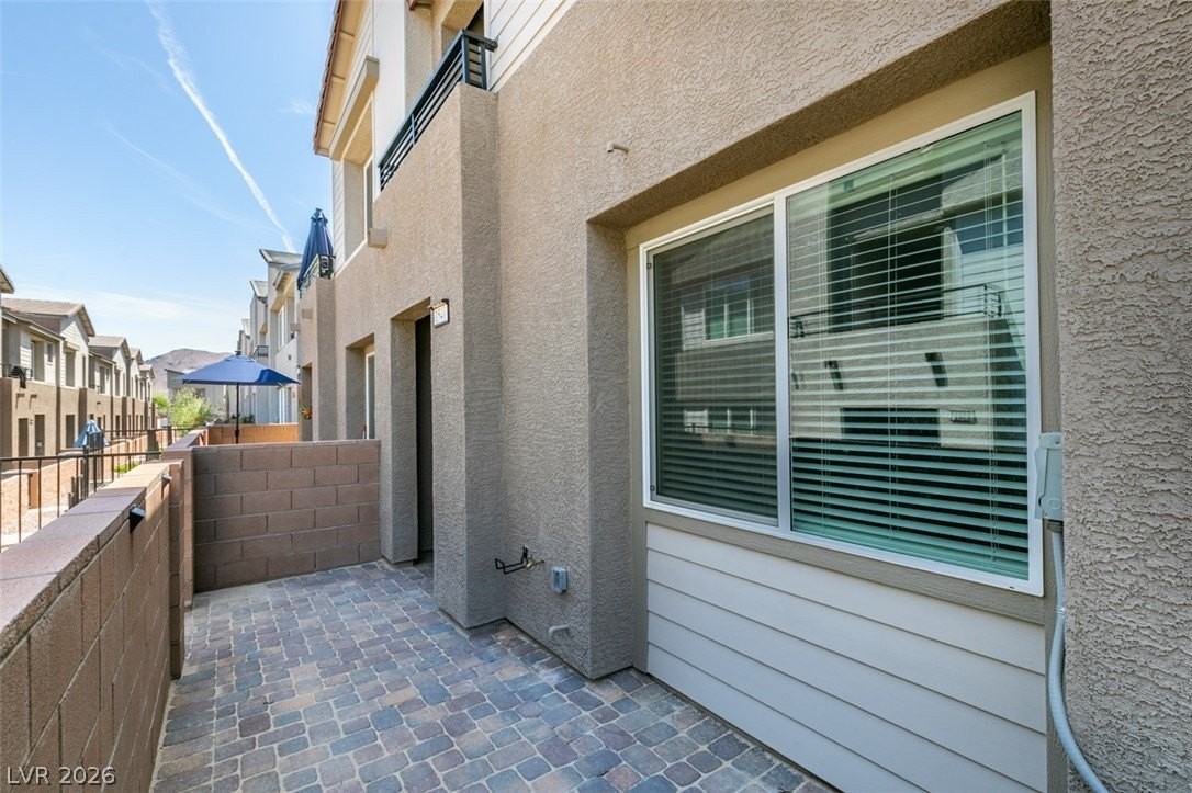 1540 Maya Crossing Ave - Photo 4 of 37