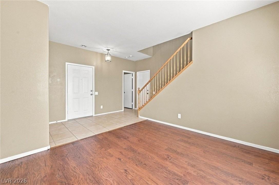 11240 Woodland Violet Ave - Photo 5 of 25