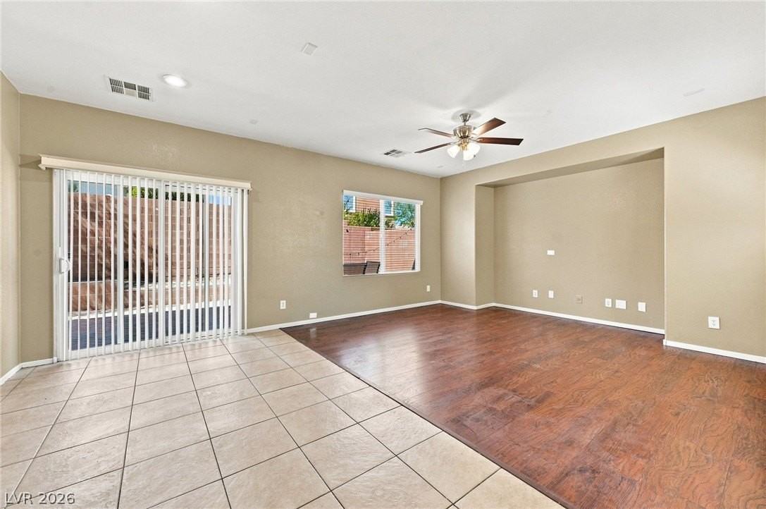 11240 Woodland Violet Ave - Photo 6 of 25